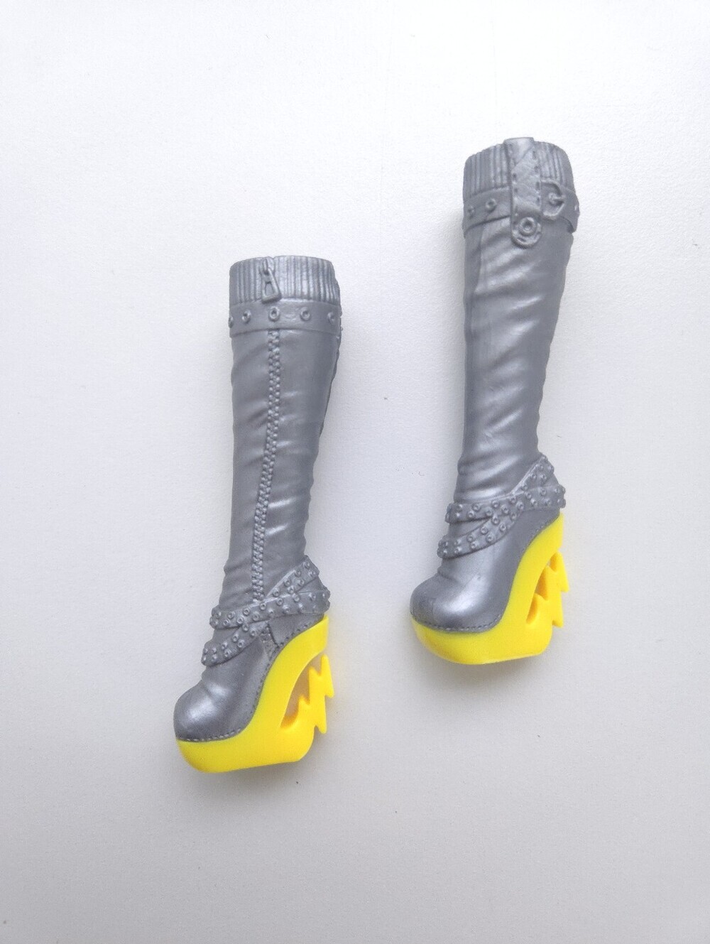 Monster High Frankie Stein Freaky Fusion Replacement Boots